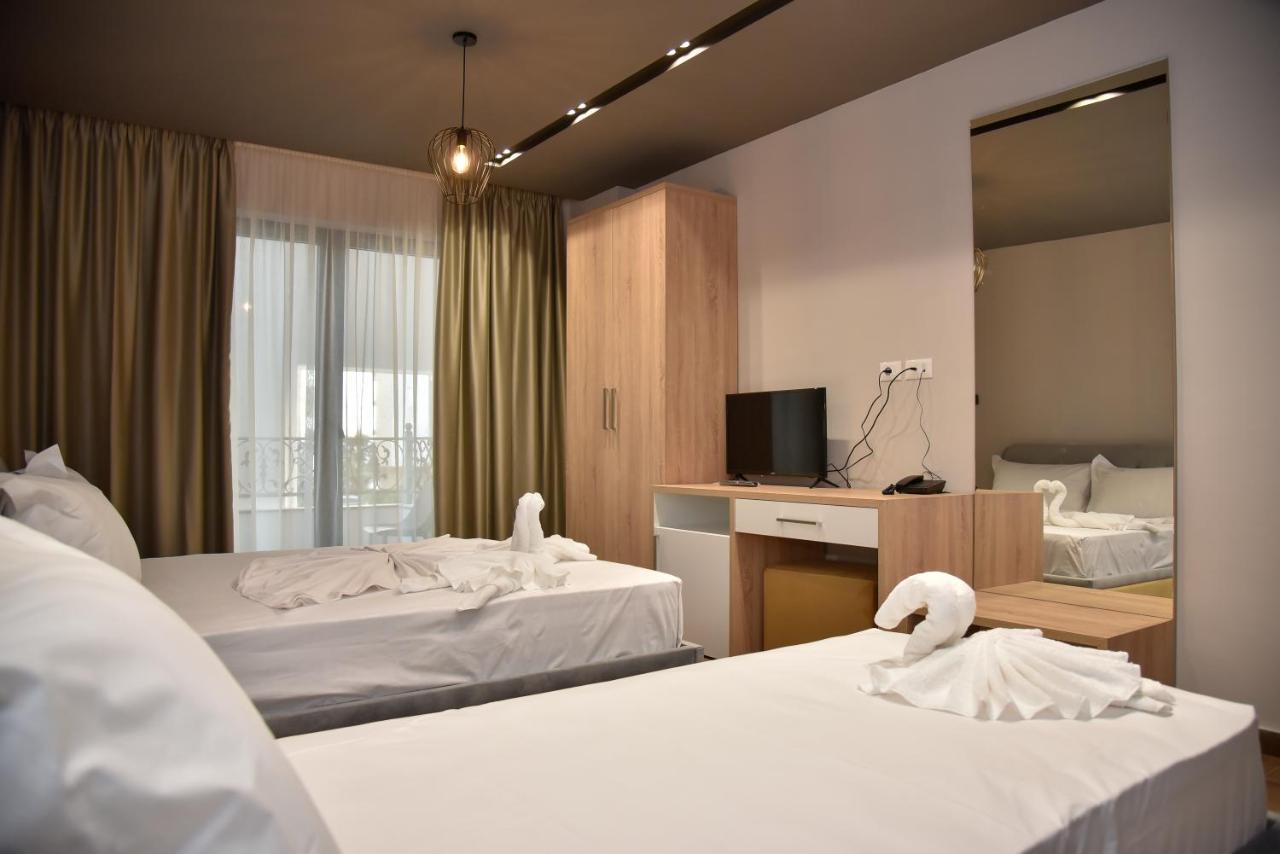Hotel Lubjana Durrës 外观 照片